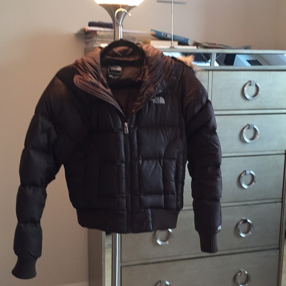 Great North Face chocolate brown down puffy coat